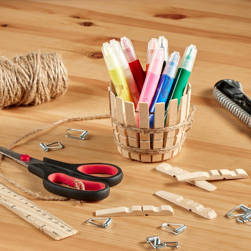 com-four® Natural Wooden Clothes Pegs, Sturdy Clothes Pegs made of
