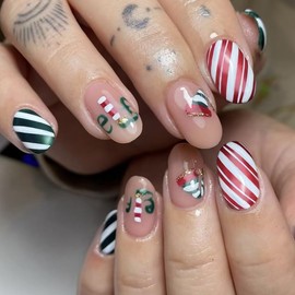 Christmas Press on Nails Short Almond False Nails Christmas Hat Green Red Fake Nails with Candy Stripes Design Winter Artificial Nails Almond Acrylic Glue on Nails Cute Stick on Nails for Women 24Pcs