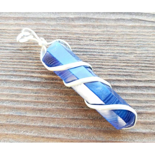BLUE ONYX SPIRAL WIRE WRAPPED PENCIL POINT PENDANT GEMSTONE