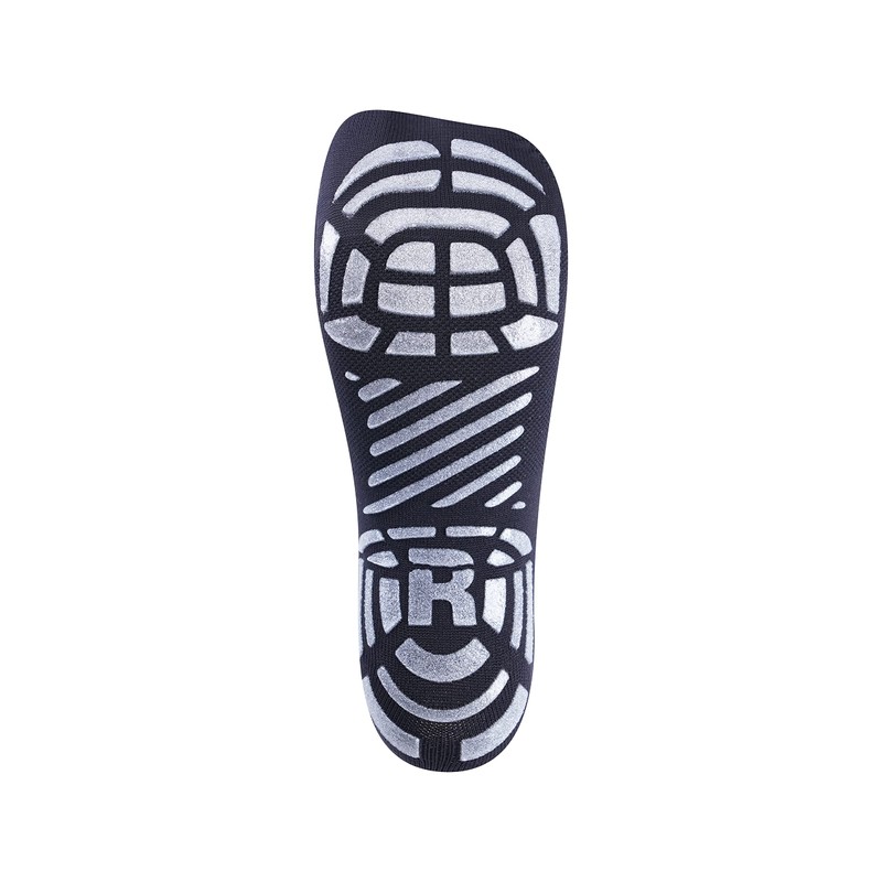 R-evenge technical socks for yoga, pilates, functional training, for the