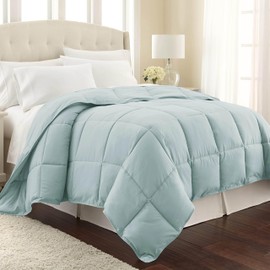 Southshore Fine Living, Inc. Vilano Springs Premium Quality Over-Sized All-Season Down-Alternative Comforter, Sky Blue, King/California King