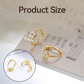 1 Pair Gold Plated Daisy Hoop Earrings,925 Sterling Silver Small Gold Hoop Earrings,Tiny Stylish Daisy Hoop Earrings,Hypoallergenic 6mm Cute Flower Hoop Earings,for Women Girls Boys Teens(Gold)
