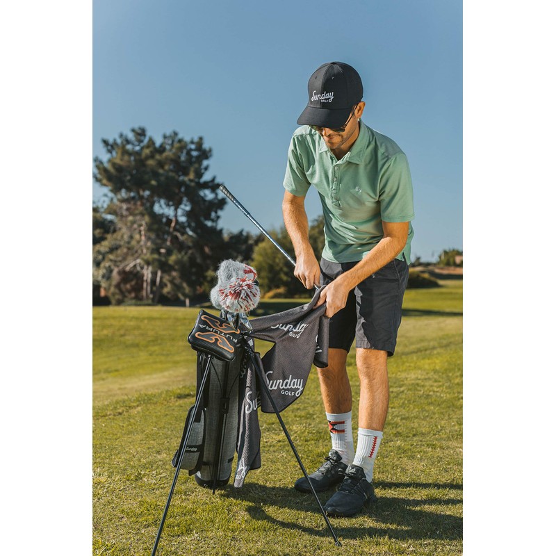 Toalla de golf Sunday Golf de alta microfibra, 35,5 x