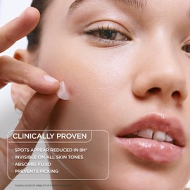 Garnier Blemish Patches, Hydrocolloid Patches to Reduce The Appearance of Spots in 8 Hours, Ultra-Thin & Invisible on All Skin Tones, Suitable for All Skin Types, Vegan Formula, 22 Patches