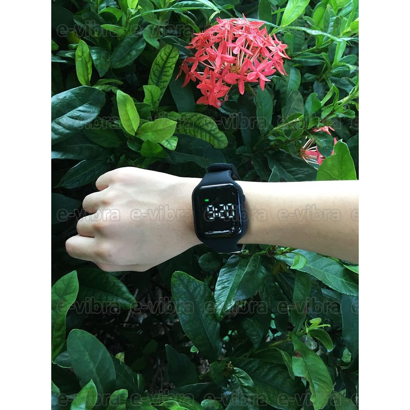 Vibrating Alarm Watch Water Resistant Wake Up Wristband Silent Pill