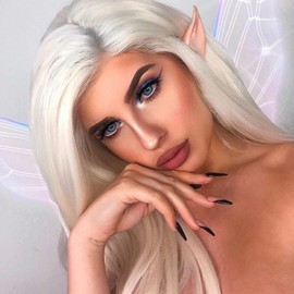 Blonde Wig White Lace Front Wigs for Women Long Wavy Realistic Natural Hairline Platinum Blonde Curly Synthetic Lace Front Wig Glueless Heat Resistant Fiber Hair Cosplay Daily 26 Inch