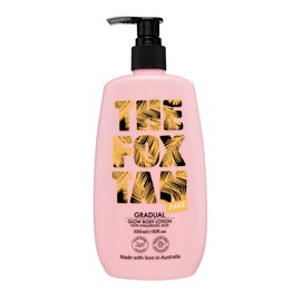 The Fox Tan Gradual Glow Body Lotion, Moisturizing Self-Tanning Lotion With Hyaluronic Acid For A Natural Streak-Free Tan, Vegan & Cruelty Free, 300mL