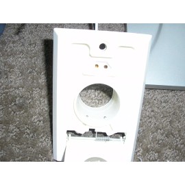 Hayden CENTRAL BUILT IN VACUUM SUPER VALVE WHITE INLET VALVE.