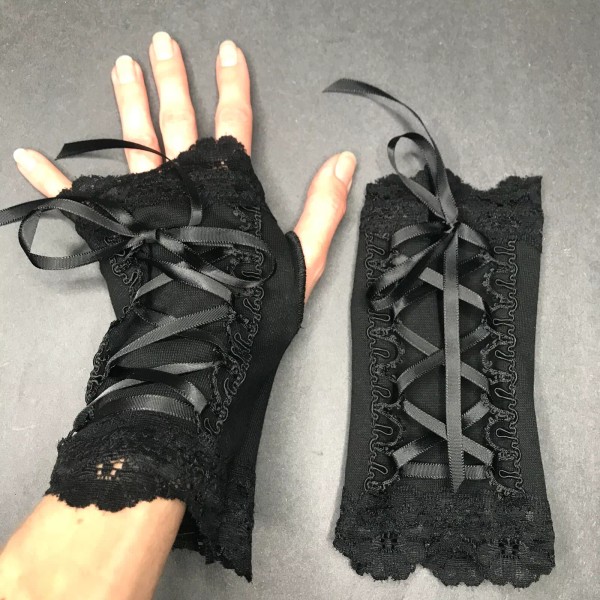 Trixy Xchange Short Corset Gloves Black Lace Up Arm Cuffs