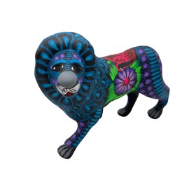 Talavera Lion Animal Sculpture Home Decor Gurerro Cute Outdoor Indoor Mexican Pottery Hand Painted Multicolor Handmade Folk Art 7.75" (Multicolor 4)