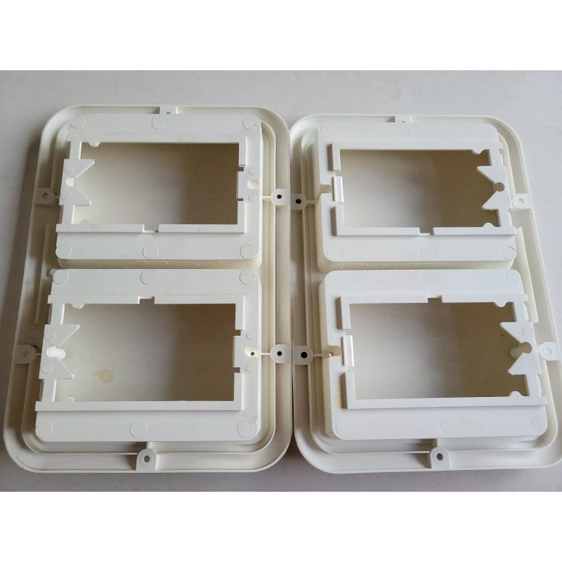 Bargman Corp TWO BARGMAN Double Taillight Bezel Colonial White 84/85