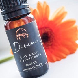 Dome of Harrogate DIVINE Dark Amber & Sandalwood Essential Oil blend