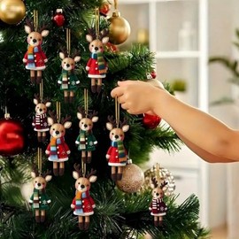 16 piezas de adornos colgantes de reno de Navidad, reno colorido con diseo de bufanda y abrigo, decoraciones planas 2D para colgar en el rbol de...   