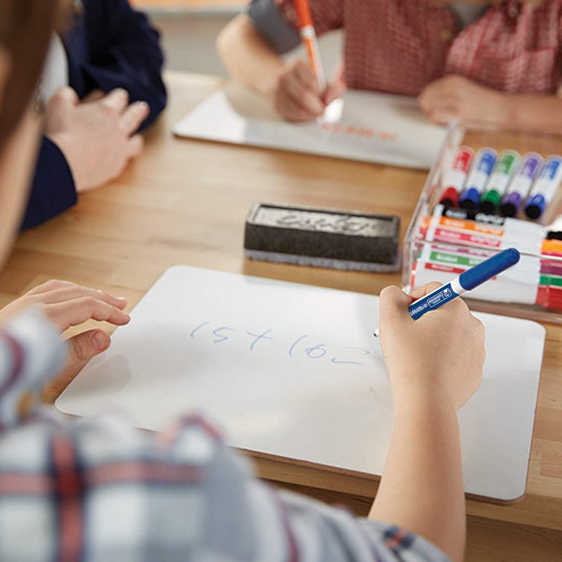 Paper Mate Low Odour Whiteboard Markers, Bullet Tip, Red Ink,