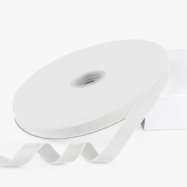 Quhora Velvet Ribbon, 5/8 Inch X 25 Yd with Spool, White Velvet Ribbon- Ideal for Crafts, Gifts, Bows, Christmas Trees, Weddings, and Ornaments