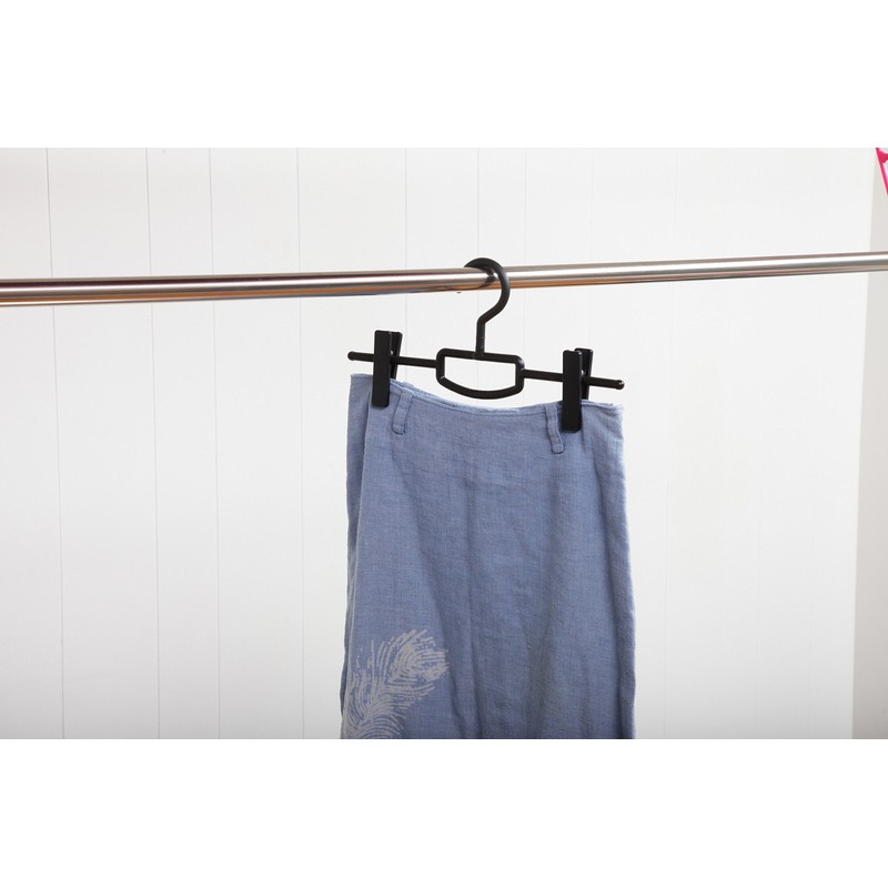 Shinko Hanger Clip Bar Black 2 Piece Skirt Hanger "Reverse"