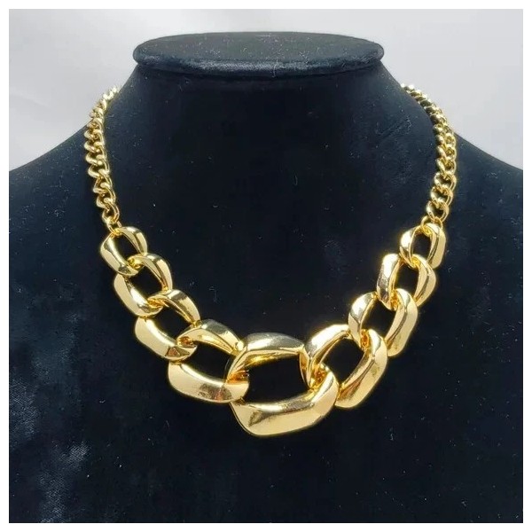 Mystique gold chain open link necklace NWT
