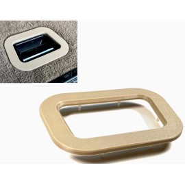 3d_motorworks LAND ROVER RANGE ROVER CLASSIC 1987-1995 LOWER TAILGATE INNER HANDLE TRIM BEIGE