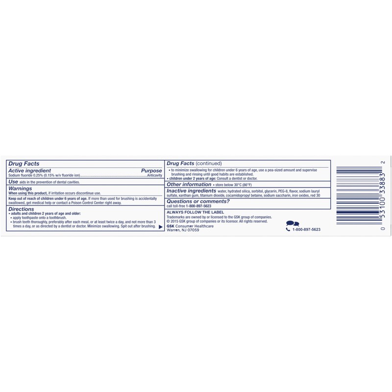 Aquafresh Extreme Clean Whitening Action Fluoride Toothpaste for Cavity Protection,