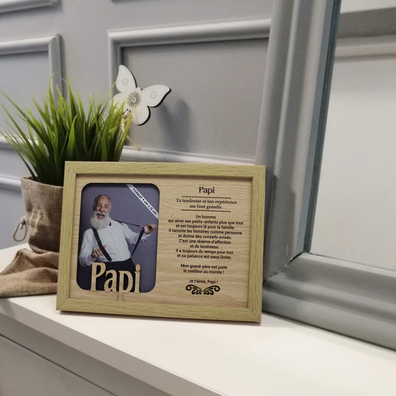 power gift PAPI Wooden Picture Frame with 3D Cut-Out –