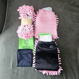EZClean 4-Piece Footsies and Mittzies Cleaning Set - Choose Color - Brand New - Pink