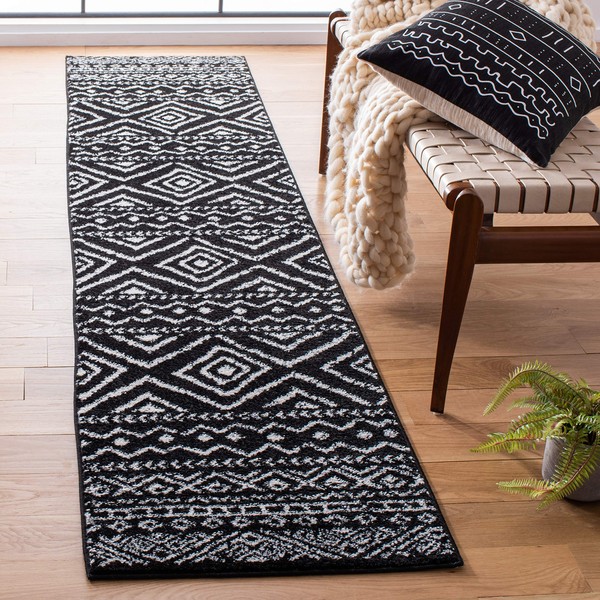 SAFAVIEH Tulum Collection Runner Rug - 2' x 15', Black