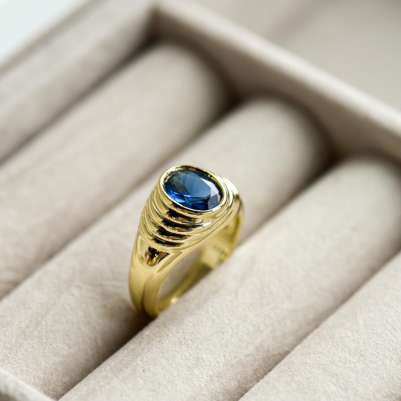 Aurelia Mae Womens Chunky Gold Ring | Sapphire Oval Cubic