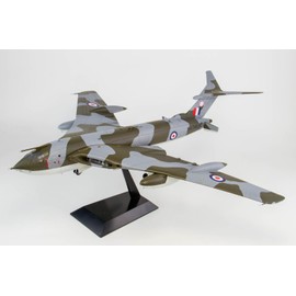 Pit Road 1/144 Skywave Series British Strategic Bomber Victor B.2 Plastic Model SN18 (Airplane)