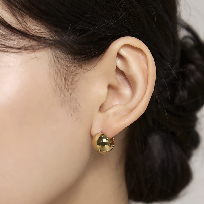[Exclusive] Gold&Deer 14K Goldfield Big Round Ball One-Touch Earrings White