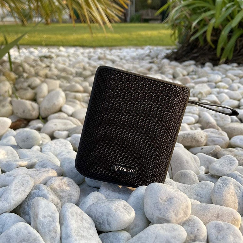 Waterproof wireless speaker