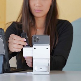 STM ChargeTree: 3-in-1 Foldable MagSafe Wireless Charging Station (Supports 20W rapid charging); Can be quickly and fully charged; Foldable, so you can make use of space in a compact desk or nightstand; Compatible with IPhone16/16 Pro/16 Pro Max/15/14/13