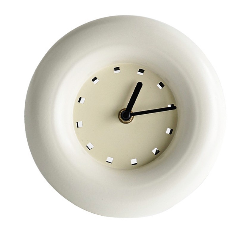 Desk Clock Iron Round Modern Decorative Silent Battery Operated Table