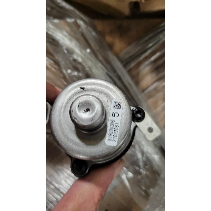 Ski-Doo Oil Pump Fit Many Models 519000309 BRP 4-Port New