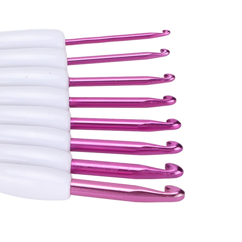 8pcs Crochet Hooks Curved Soft Handle Comfortable Portable Knitting Tool