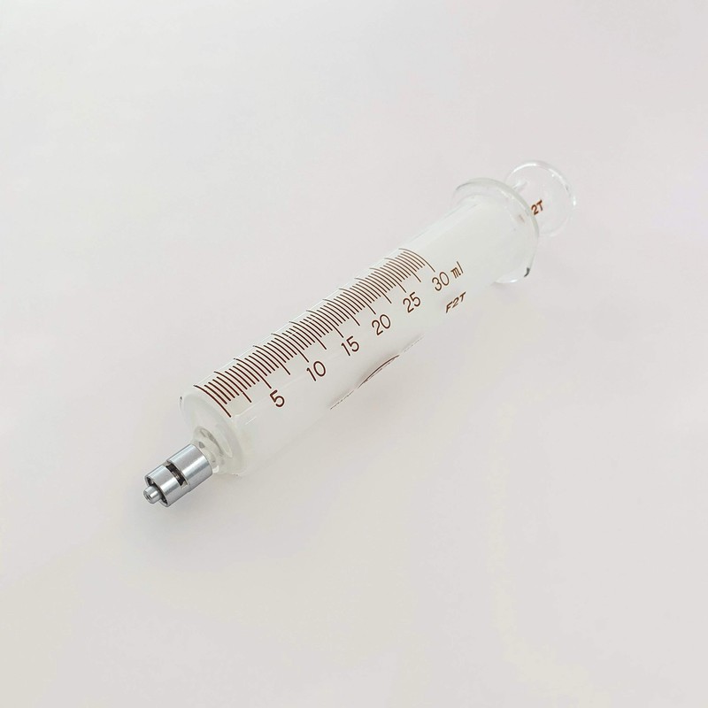VAN 1-6187-07 White Hard Injection Cylinder, Lock End, 1.1 fl