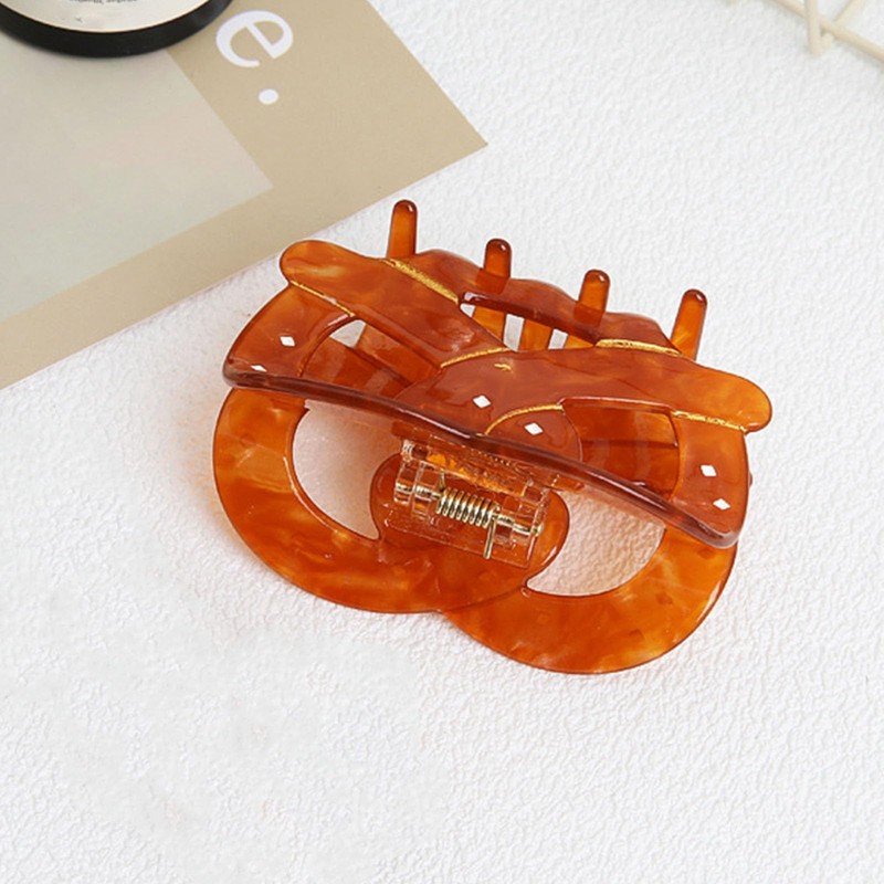 , Bread Hair Claw Clips Funny Food Pretzel Shaped Jaw