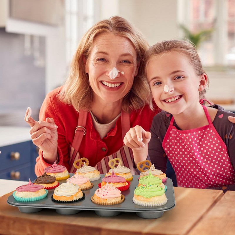 Standard Natural Cupcake Liners for Baking 200 Counts - Caperci