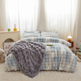 chovy Kids Girls Rabbit Plush Blue White Comforter Sets Twin/Full - 3PC Faux Fur Bed Set Skin Friendly Soft Warm Velvet Flannel Fluffy Fuzzy Bedding（Comforter x 1 Pillowcases x 2）