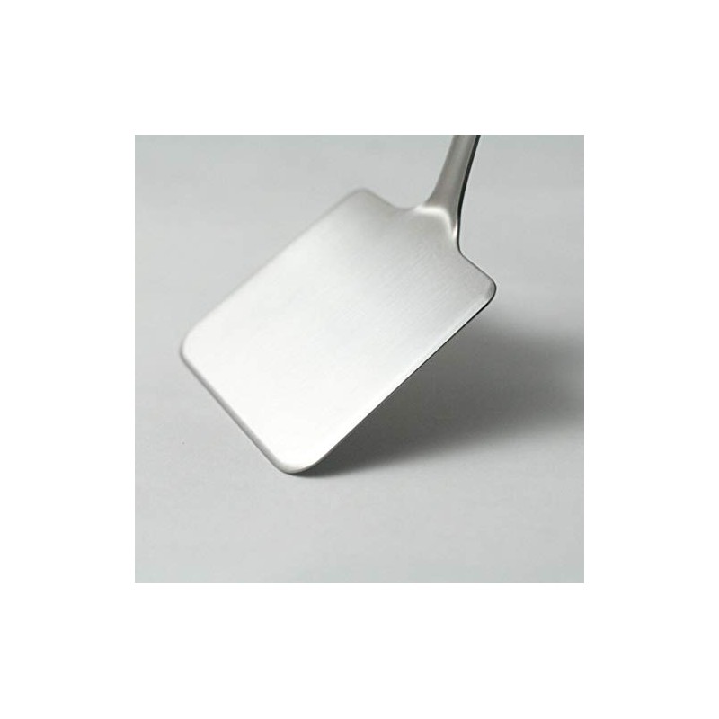 Easy to scoop and recover turner