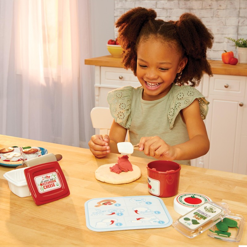 Little Tikes Creative Chefs Pizza Kit with Special Make-It Mix