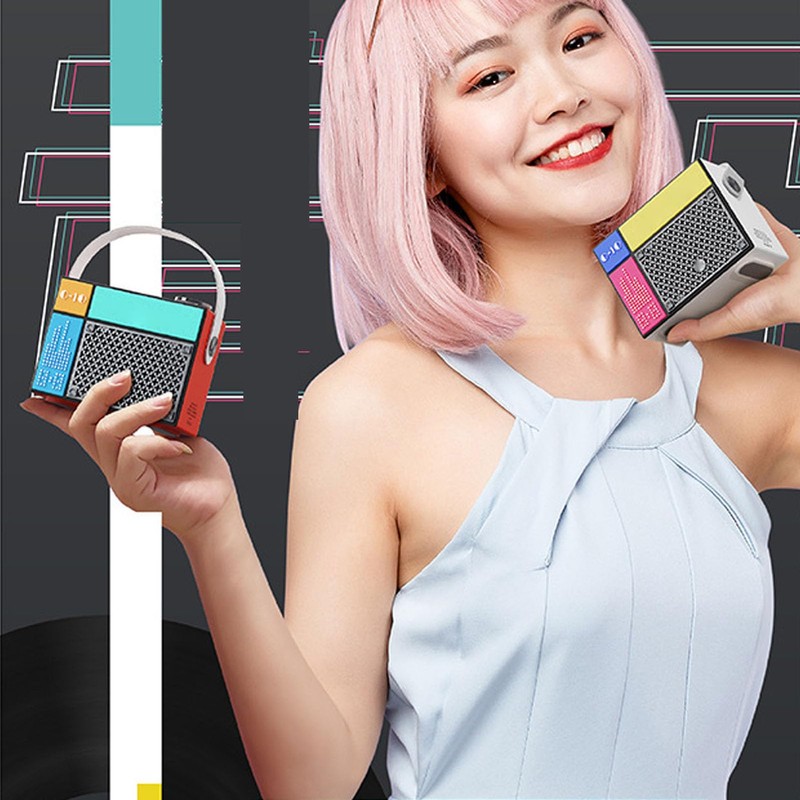 Bluetooth Speaker, 5W Stereo Sound Modern Cute Pixels Style Portable