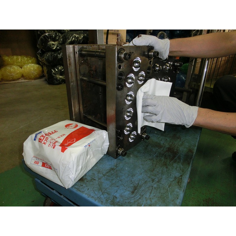 Nippon Paper Crecia Wipeall X70 Cross-Like 13.2 x 13.5 inches