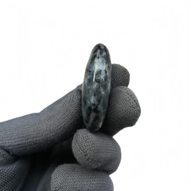 Sunshcat Natural Black Labradorite Mini Oval Palm Crystal and Healing Massage Spa Herapy Energy Stone,Crystal Spa Chakra Stone
