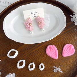 Flower Petal Clay Cutters - Flower Polymer Clay Cutters for Earrings Making, 4pcs Clay Cutters with 1pcs Petal Press Polymer Clay Mold, Clay Cutters for Polymer Clay Jewelry Making