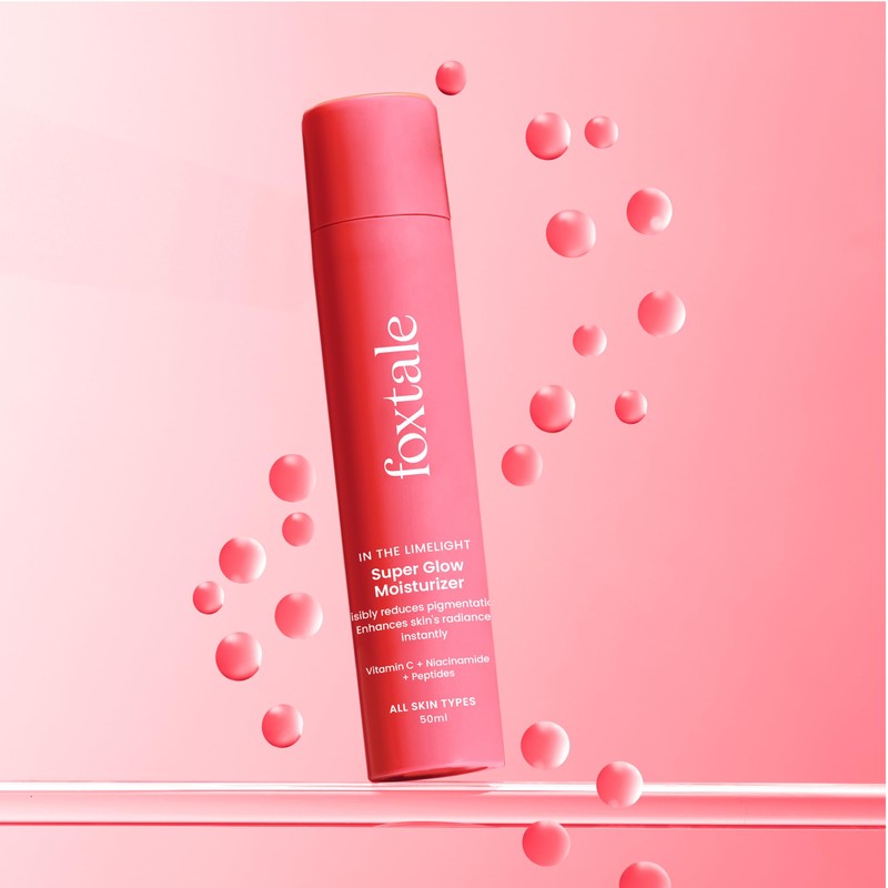 Foxtale Vitamin C Super Glow Moisturizer with Niacinamide & Peptides,