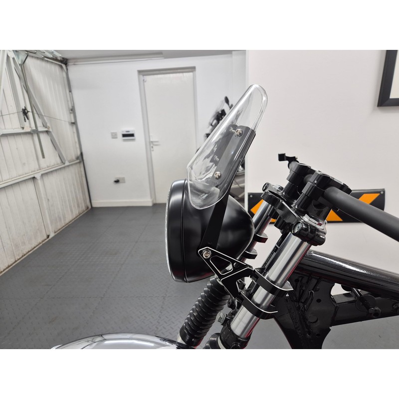 Motorcycle Flyscreen Windshield Windscreen Deflector | Universal | Clear Screen