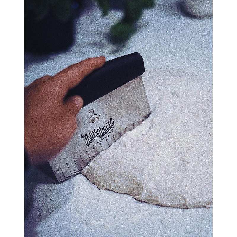 Mercer Culinary Hell's Handle Bench Scraper, 3.5 Inch x 6