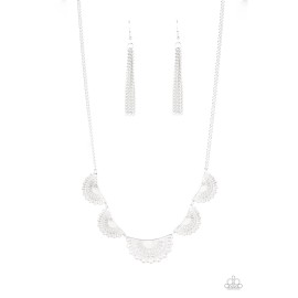 Paparazzi Fanned Out Fashion Silver Necklace Paparazzi New