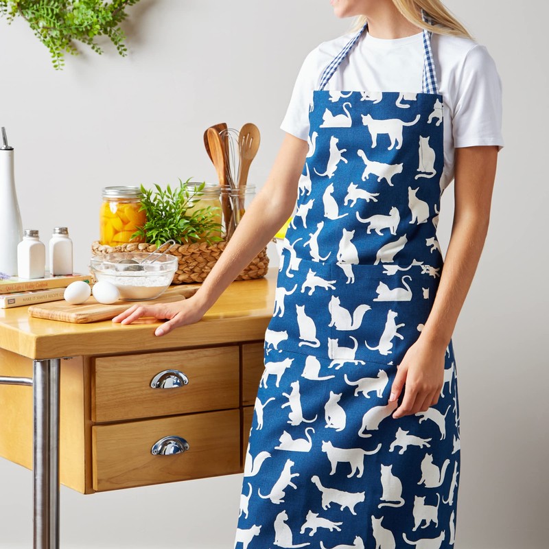 DII Everyday Pets Kitchen Collection Chef Apron, Large Pockets &