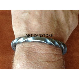 ARTIZANSTORE Hand forged Viking Ring Bracelet